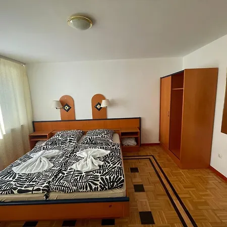 Apartment Doppelbett 23 *